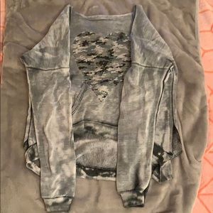 A So Nikki Medium shirt